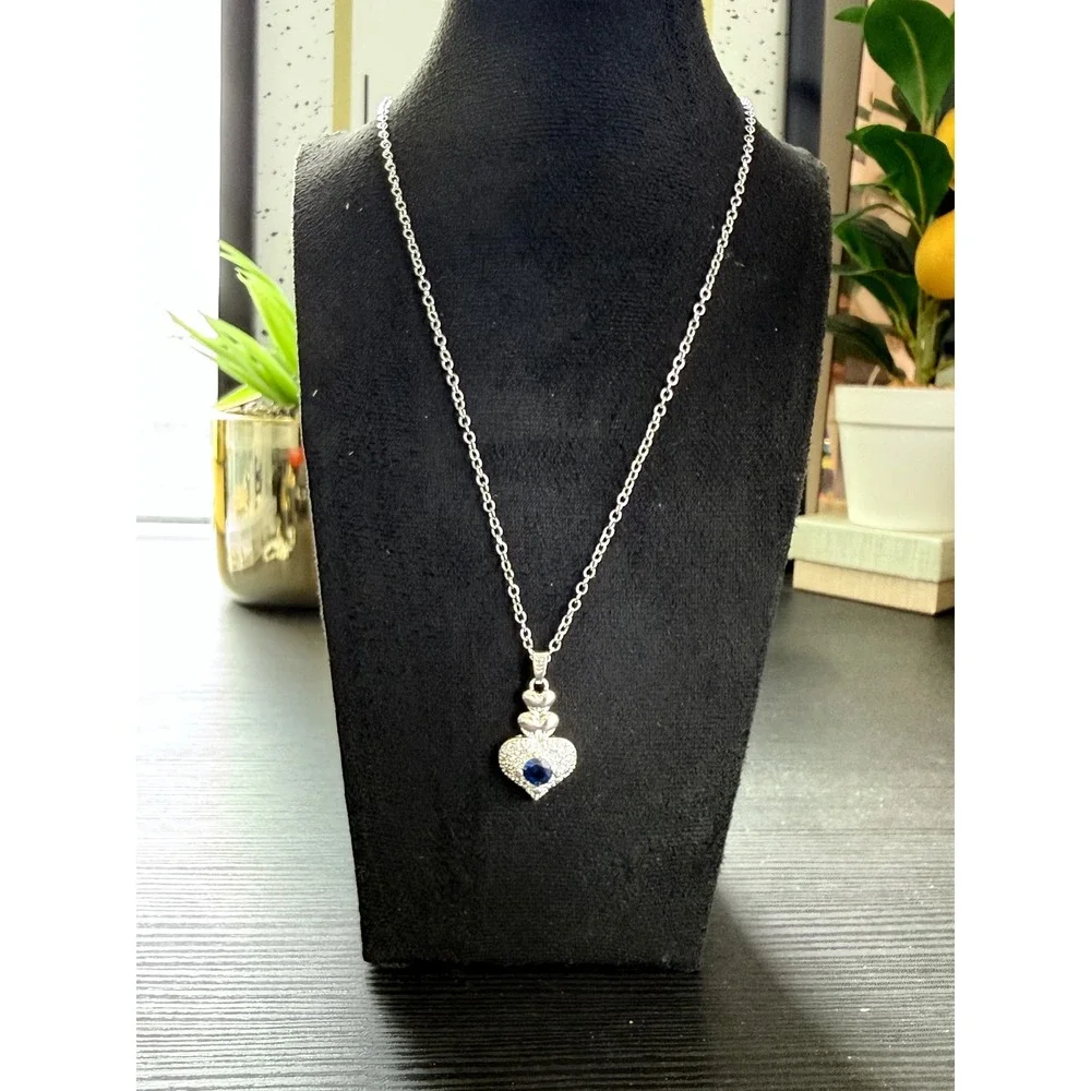 Unbranded Heart Pendant Necklace Womens OS Silver Blue Sapphire 925 Sterling